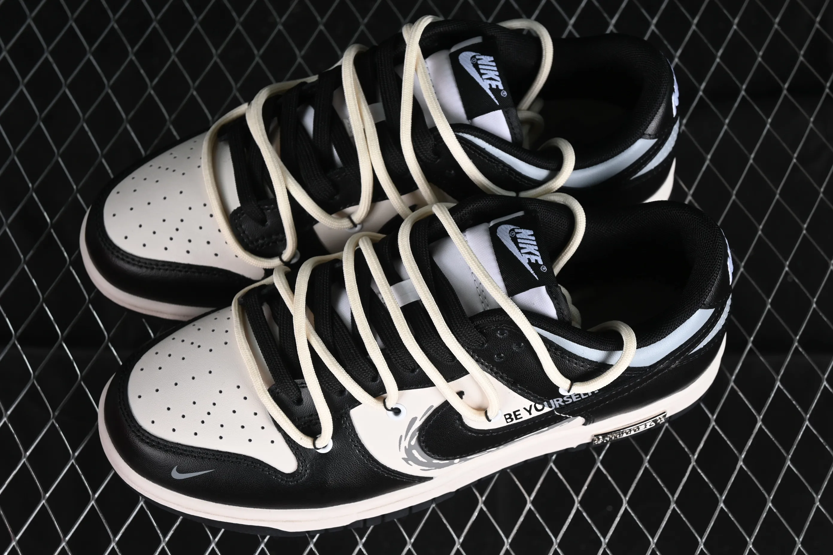All Categories Nk SB Dunk Series Nk SB Dunk Low Low-top sneakers Nk Dunk Low Fast and Furious Distressed Oxidation Metal Punk SB strap low-top casual sneakers DD1391-100